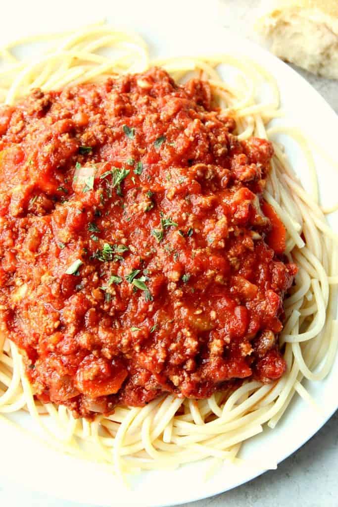 Slow Cooker Bolognese Sauce Recipe - Crunchy Creamy Sweet