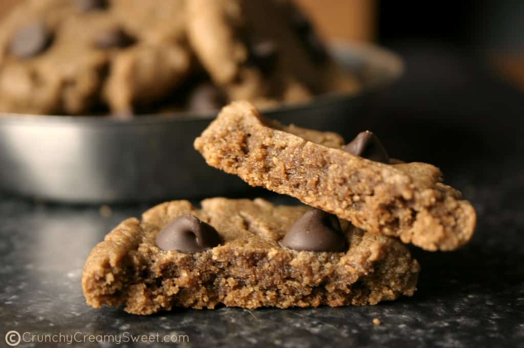 Thick and Chewy Chocolate Chip Peanut Butter Cookies CrunchyCreamySweet.com