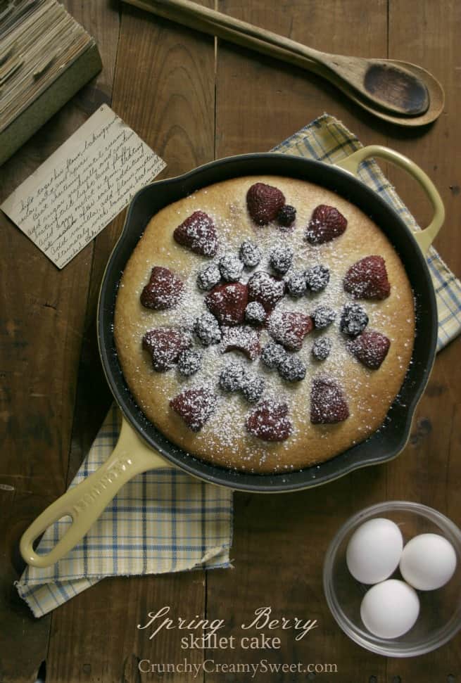 Spring Berry Skillet Cake CrunchyCreamySweet.com