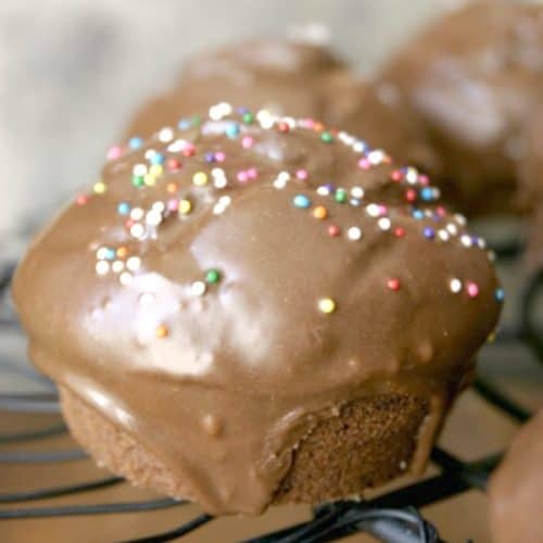 chocolate donut muffins a 500x500 Glazed Chocolate Donut Muffins