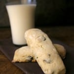 Chocolate Chip Milk Dunkers | CrunchyCreamySweet.com