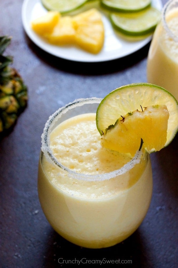 Fresh Pineapple Margarita from Crunchy Creamy Sweet