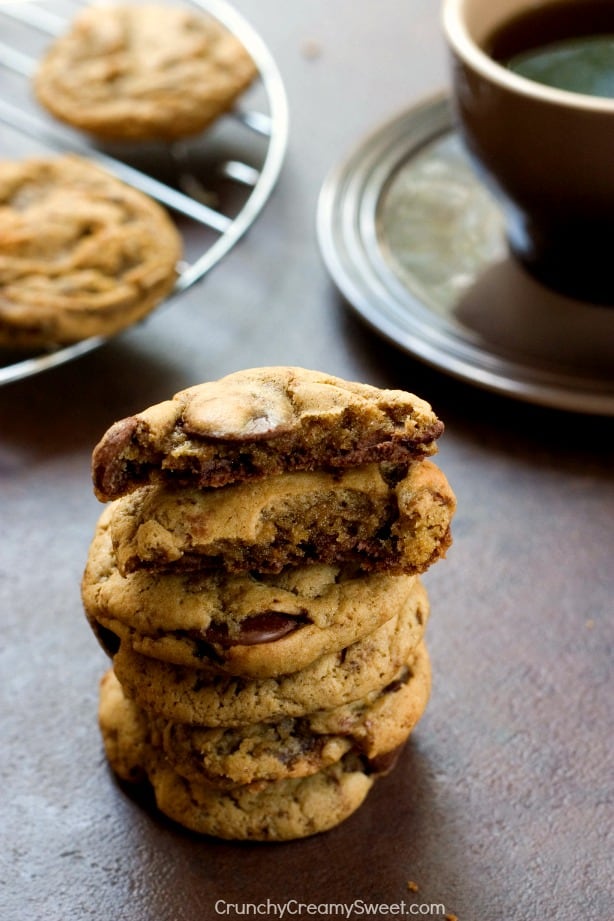 Coffee and Chocolate Chip Cookies from Crunchy Creamy Sweet