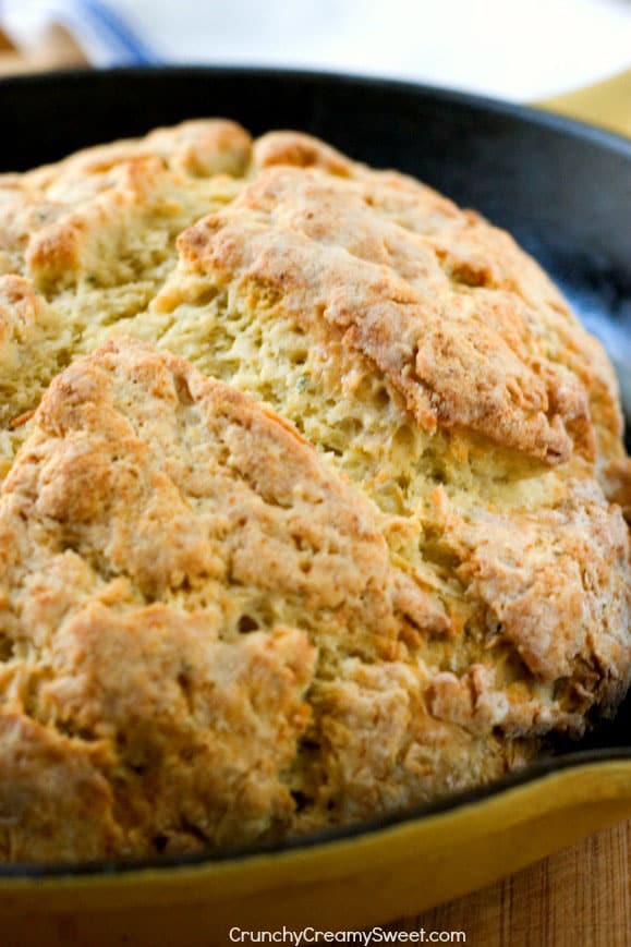 Parmesan Ranch Skillet Bread 