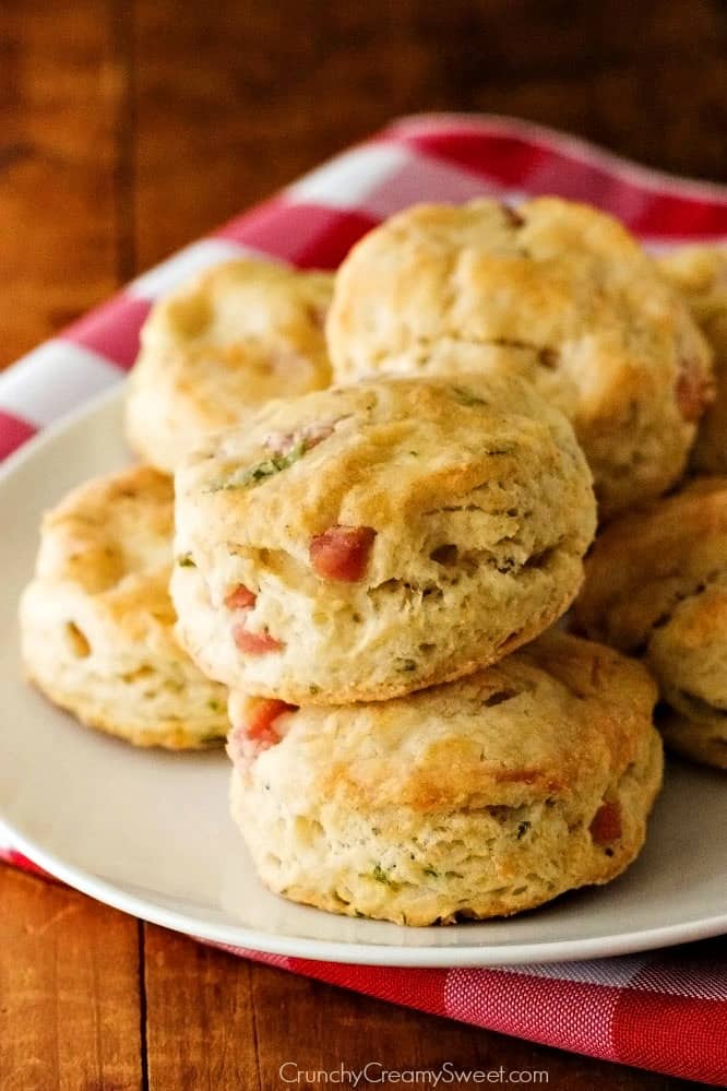 Ham and Cheese Biscuits with Basil - flaky and buttery biscuits with ham, cheese and basil! Perfect with a steaming hot bowl of soup or chili!