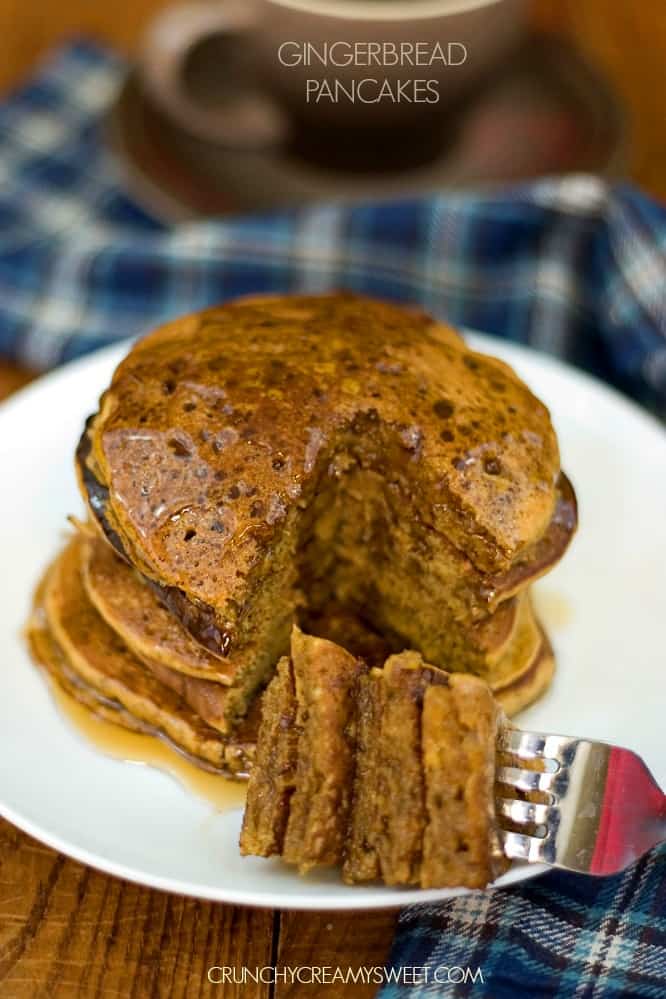 Fluffy Gingerbread Pancakes from CrunchyCreamySweet.com