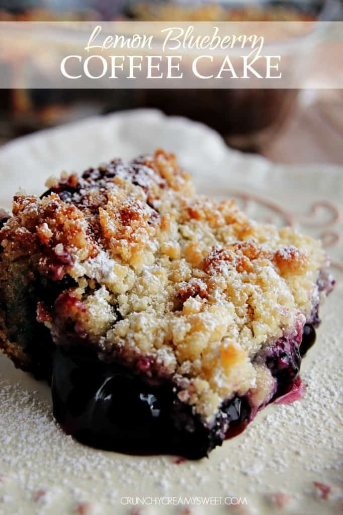 Lemon Blueberry Coffee Cake with a Crumb Topping @crunchycreamysw