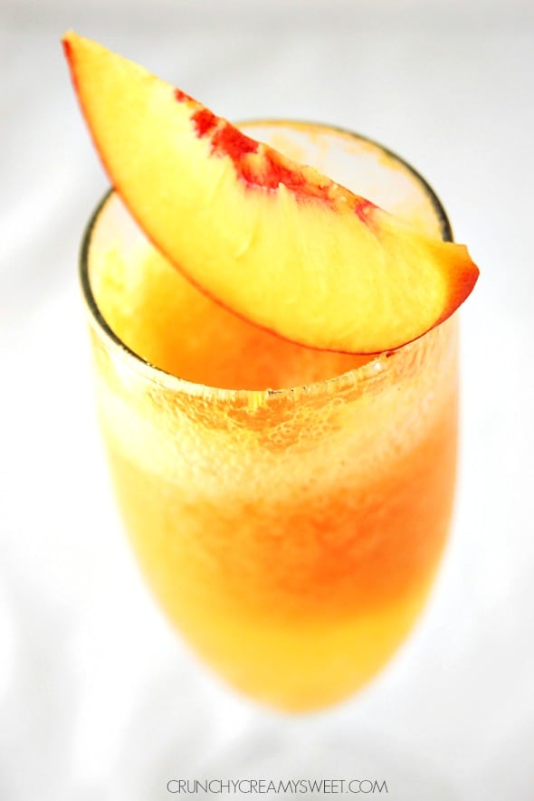 Frozen Peach Bellini recipe @crunchycreamysw