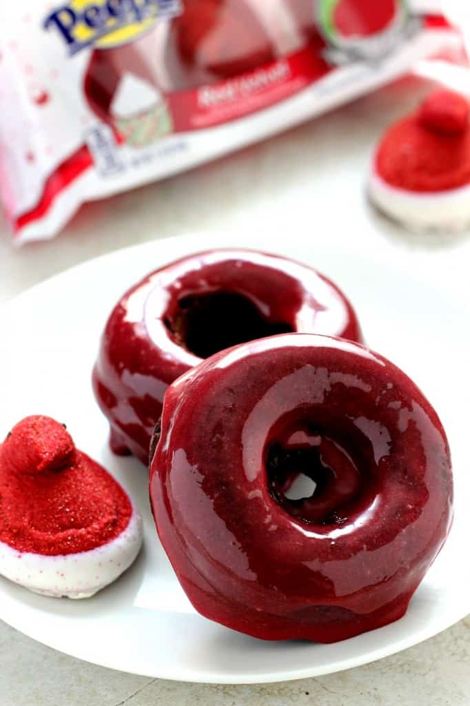 Baked Chocolate Donuts with Red Velvet Marshmallow Glaze - easy yet festive treat for the chocolate and red velvet lovers! 