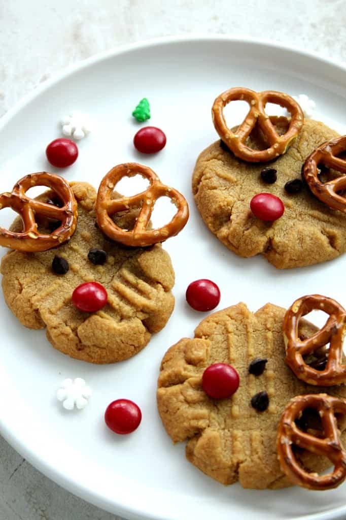 Easy Rudolph the Reindeer Cookies Recipe +Video! - Crunchy Creamy Sweet