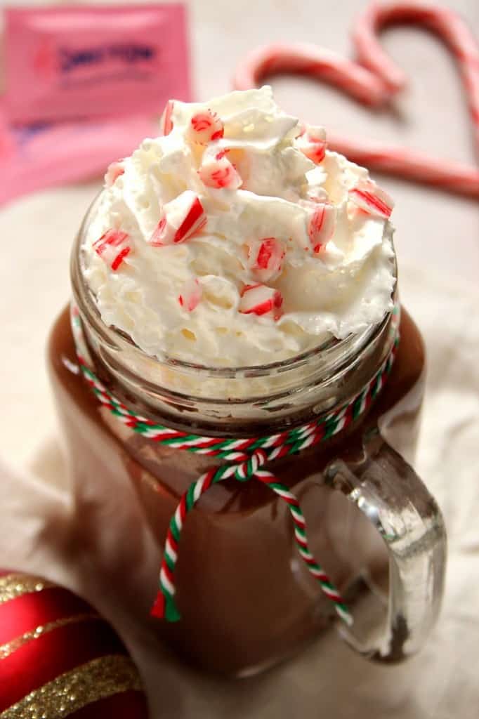 Skinny Peppermint Mocha Latte Recipe - warm up with this low calorie version of popular winter coffee drink! You only need a few ingredients and less than 10 minutes to make it! 