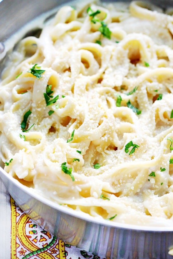 Skinny Fettuccine Alfredo in a pan.