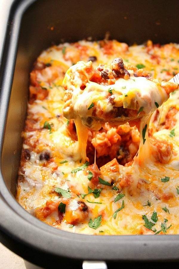 Slow Cooker Cheesy Chicken & Rice Casserole