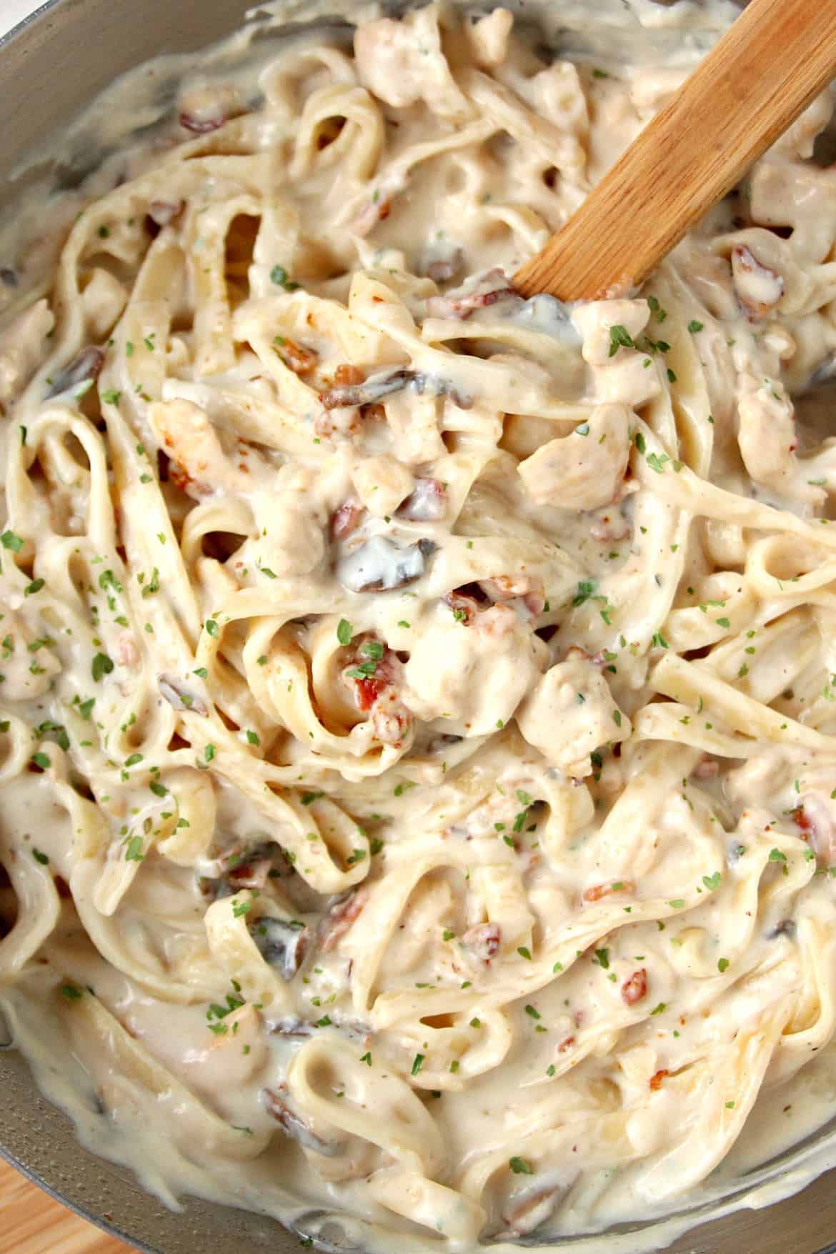 Bacon Mushroom Chicken Alfredo Recipe - Crunchy Creamy Sweet