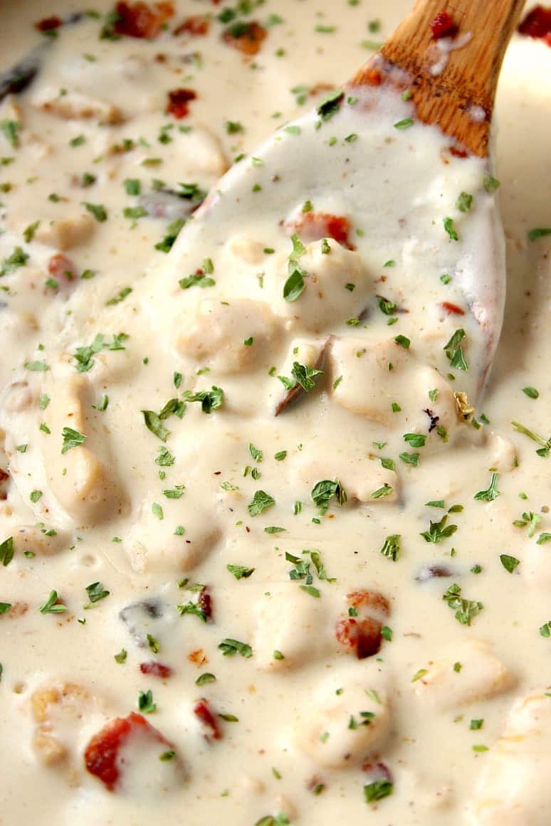 Bacon Mushroom Chicken Alfredo Recipe - Crunchy Creamy Sweet