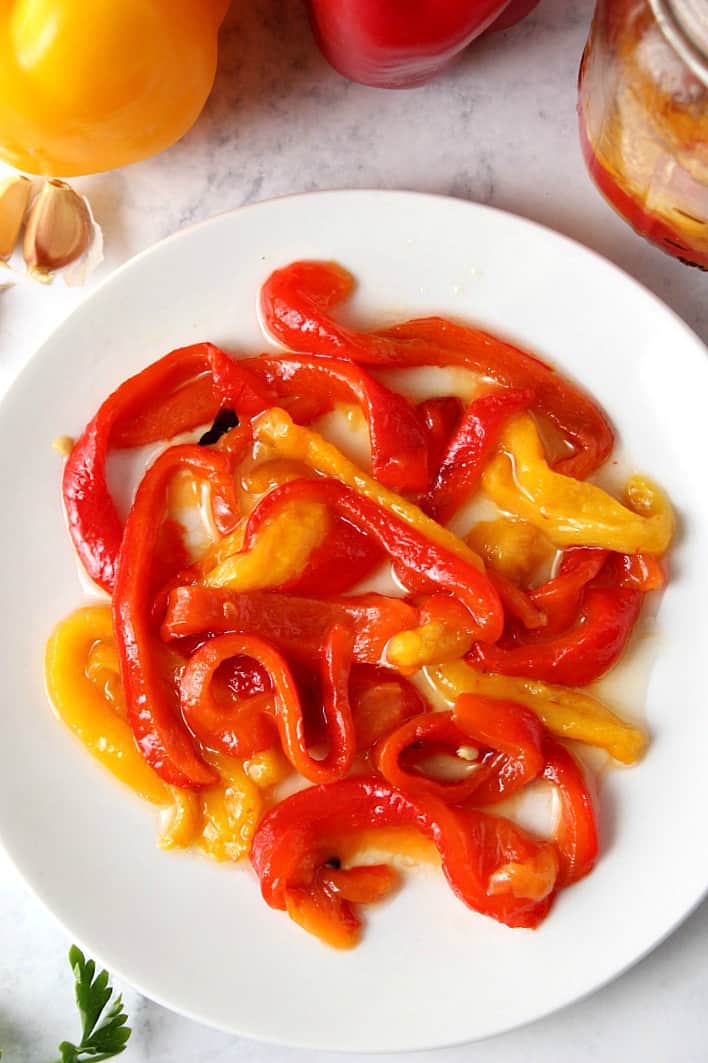 marinated roasted peppers 2 Easy Marinated Roasted Peppers Recipe
