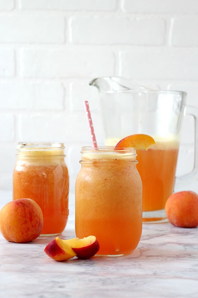 Peach Ginger Agua Fresca Recipe - refreshing fruit water made with peaches, ginger and honey. Good for you and hydrating during the hot summer days.