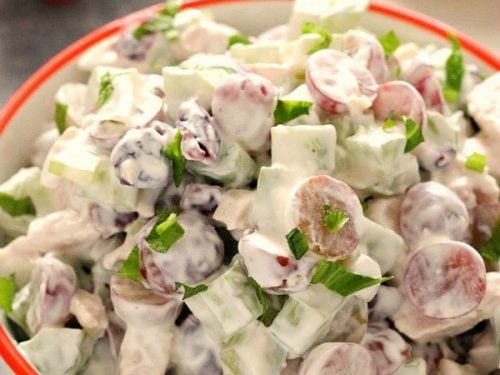 Easy Chicken Salad With Grapes Crunchy Creamy Sweet
