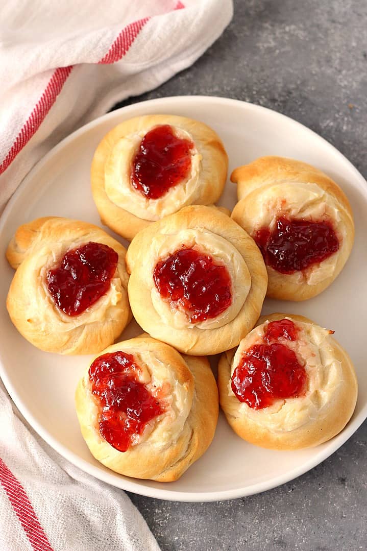 Easy Cream Cheese and Jam Danish Recipe - soft and fluffy pastry with creamy vanilla filling and sweet strawberry jam topping. Perfect breakfast or brunch treat! 