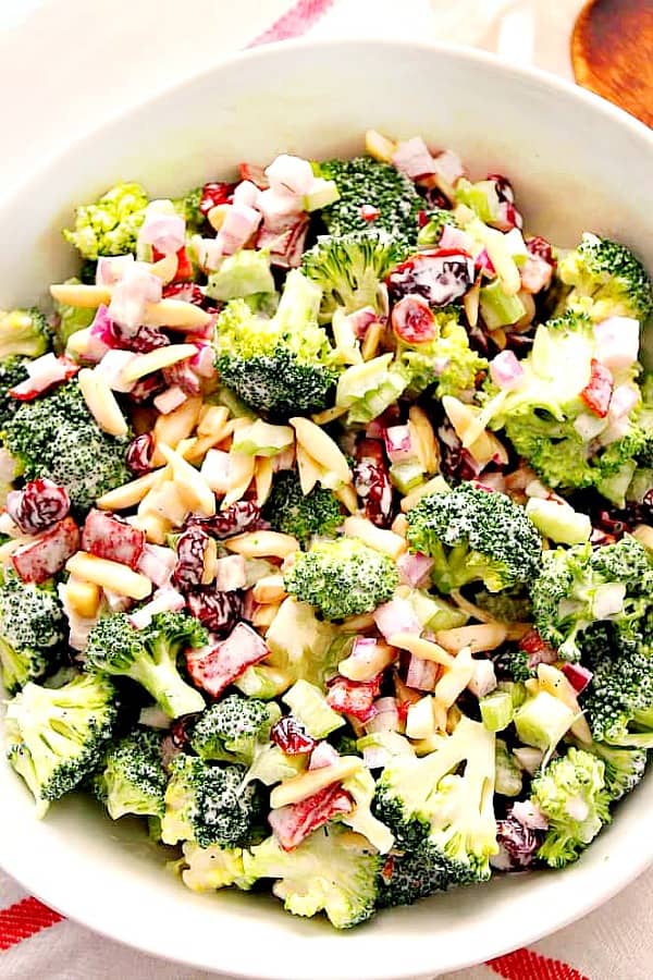 Easy Broccoli Salad Crunchy Creamy Sweet