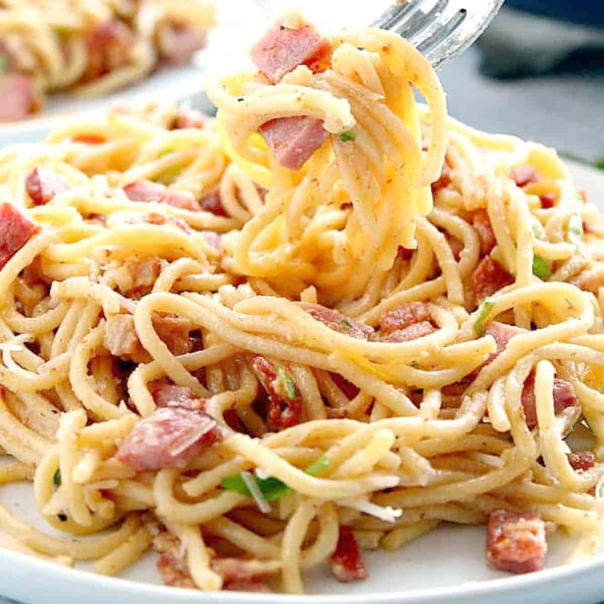 Carbonara pasta on a plate.