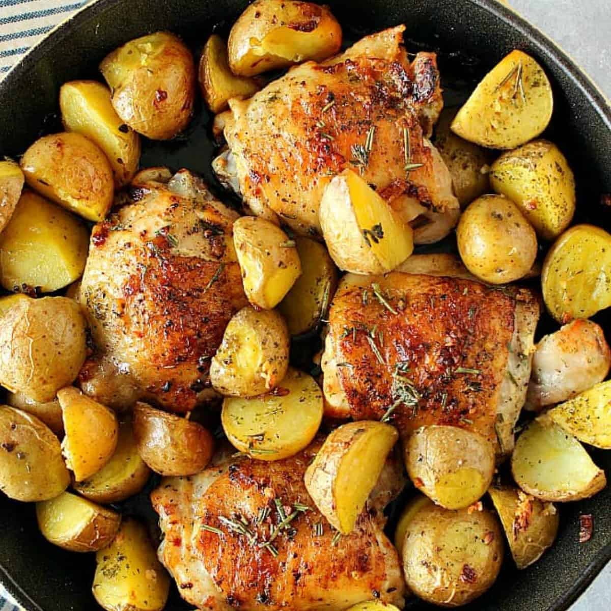 Cajun-Style Roasted Chicken with Garlic-Herb Potatoes – Instant Pot Recipes