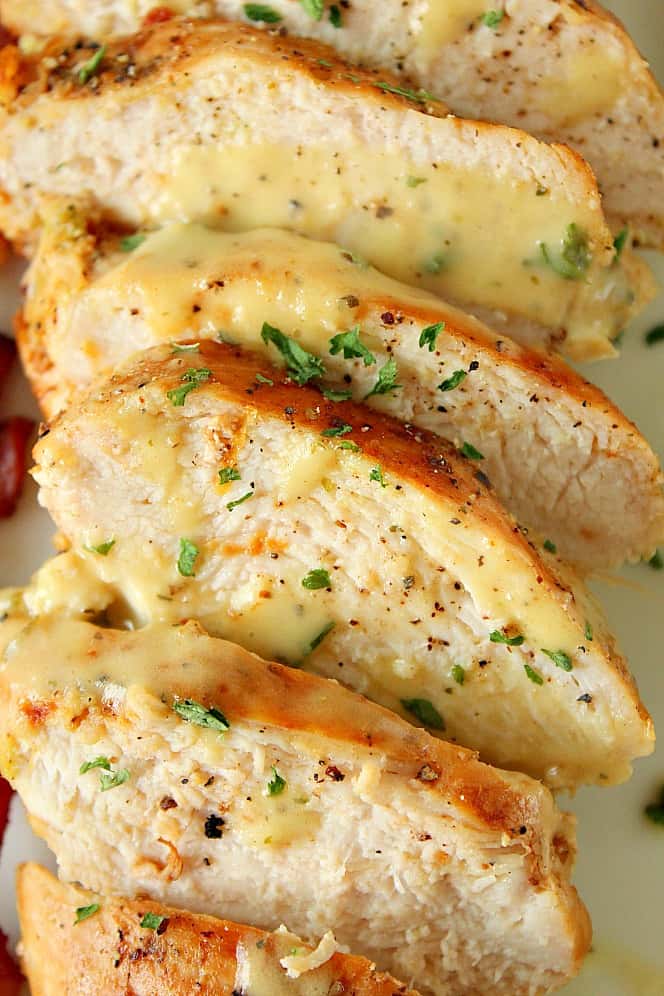 Close up shot of sliced lemon garlic chicken breast.