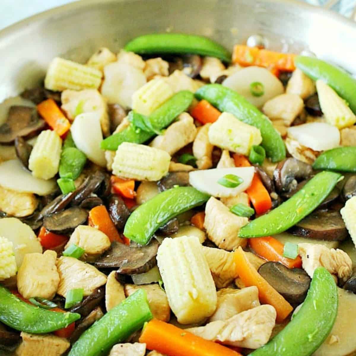 Moo Goo Gai Pan in a skillet.