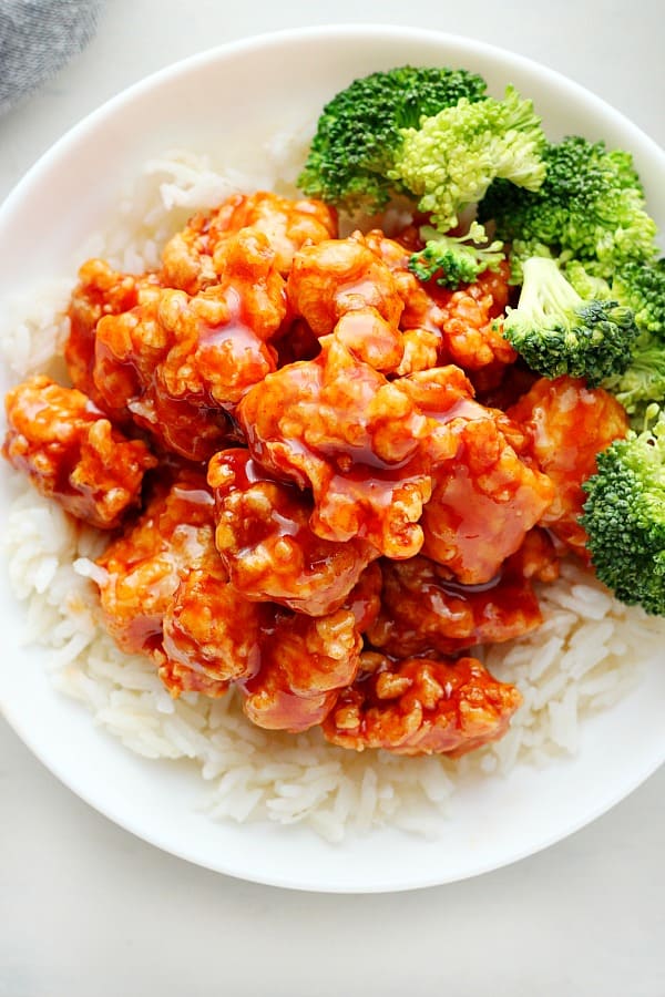 Overhead shot of Korean fried chicken in a bowl.