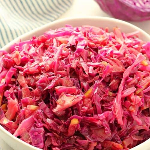 Red Cabbage in a bowl.