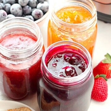 Instant Pot jam in jars.