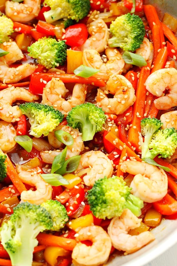 Shrimp stir fry with broccoli.