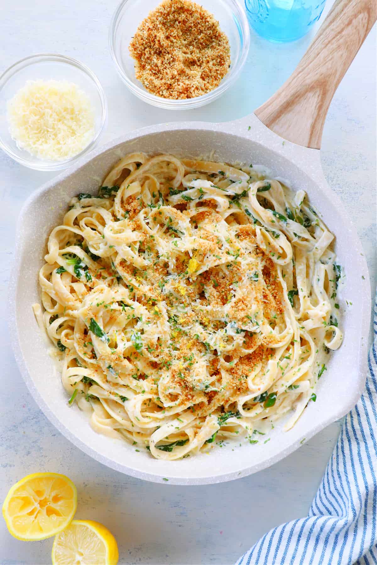 Ricotta pasta in a pan.